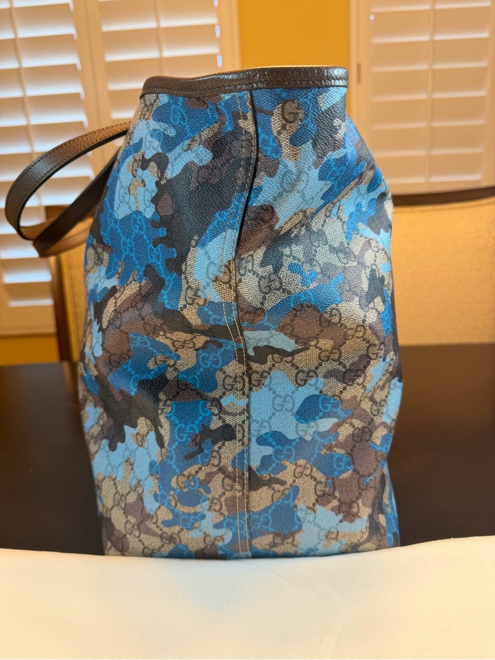 New Authentic Gucci GG Supreme Logo Tote Bag and Pouch Blue Brown Large - Picture 8 of 16